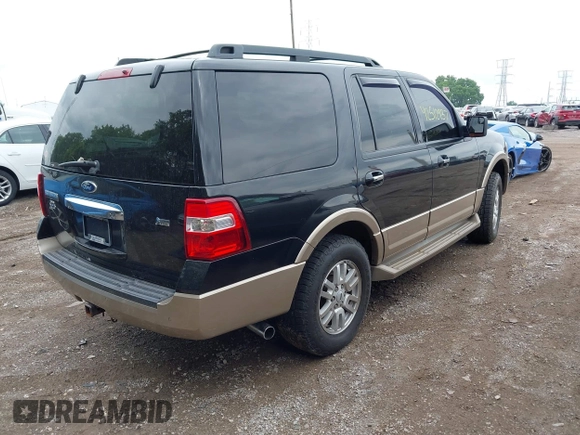 2013 Ford Expedition XLT с VIN 1FMJU1J54DEF31876, выставлен на аукционе IAAI как лот 42512937 с пробегом 240 046 миль миль и . История ставок и продаж доступна на DreamBid. Изображение 4.