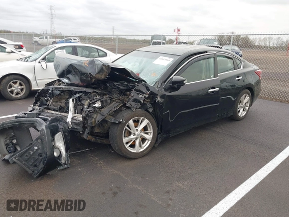 2013 Nissan Altima SV with VIN 1N4AL3AP9DN470969, listed as a IAAI auction lot 41833969 with 111,442 mi miles and . Bid and sale history available at carsss.com. Image 2.