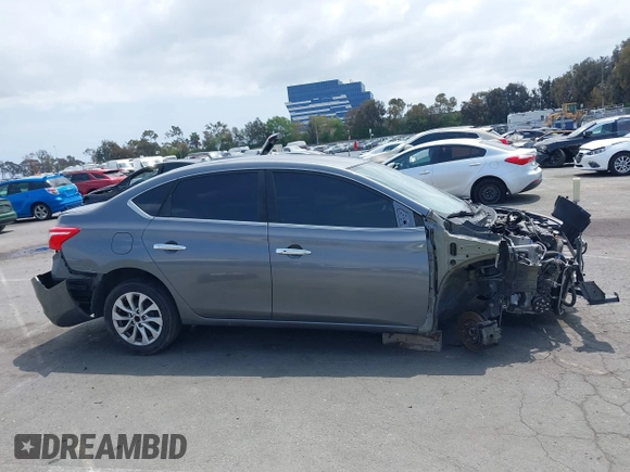 2018 Nissan Sentra SV z VIN 3N1AB7AP9JL643361, wystawiony jako IAAI lot #42082745 z przebiegiem 116 033 mil mil oraz . Historia ofert i sprzedaży dostępna na DreamBid. Obrazek 13.