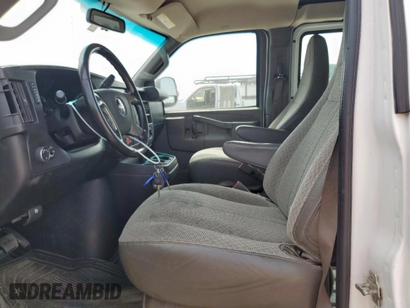 2017 Chevrolet Express Cargo with VIN 1GCWGAFFXH1293421, listed as a Copart auction lot 57913355 with 410,541 mi miles and Clean title. Bid and sale history available at DreamBid. Image 7.