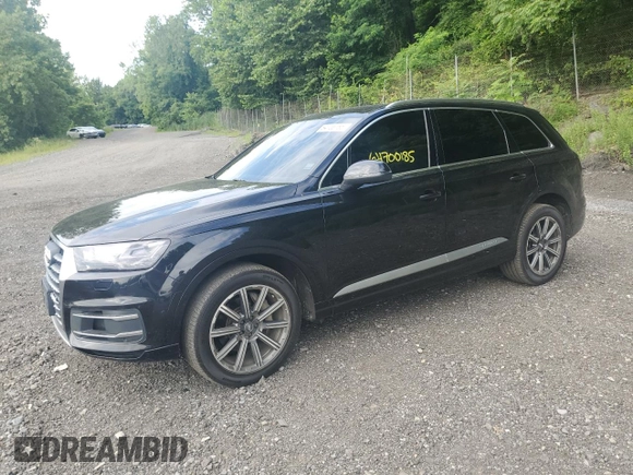 2017 Audi Q7 Premium Plus z VIN WA1LAAF78HD017115, wystawiony jako Copart lot #64700185 z przebiegiem 87 056 mil mil oraz Szkoda całkowita • Salvage title. Historia ofert i sprzedaży dostępna na DreamBid. Obrazek 1.