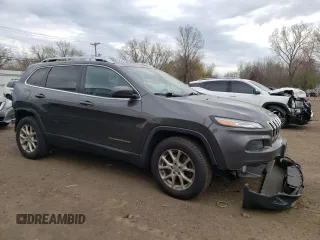 2016 Jeep Cherokee Altitude z VIN 1C4PJMCB7GW183193, wystawiony jako Copart lot #53127175 z przebiegiem 148 392 mil mil oraz Szkoda całkowita • Salvage title. Historia ofert i sprzedaży dostępna na DreamBid. Obrazek 4.