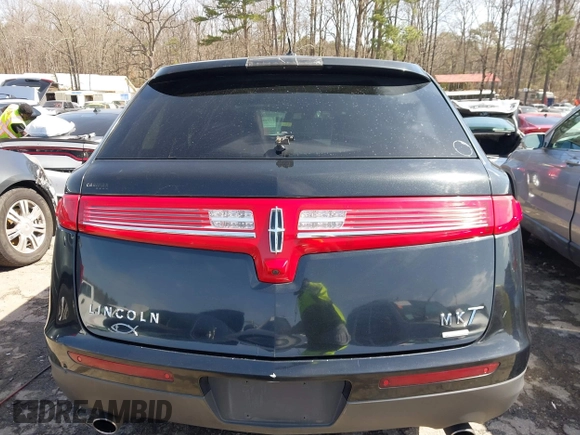 2010 Lincoln MKT EcoBoost with VIN 2LMHJ5AT3ABJ15584, listed as a IAAI auction lot 41743278 with 258,887 mi miles and . Bid and sale history available at DreamBid. Image 16.