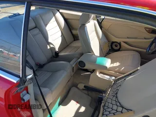 1988 Mercedes-Benz 560 with VIN WDBCA45D0JA390136, listed as a IAAI auction lot 42072781 with 126,325 mi miles and . Bid and sale history available at DreamBid. Image 8.