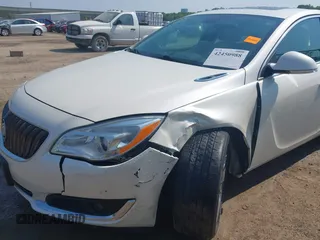 2014 Buick Regal z VIN 2G4GK5EX3E9322085, wystawiony jako IAAI lot #42450988 z przebiegiem 106 820 mil mil oraz . Historia ofert i sprzedaży dostępna na DreamBid. Obrazek 6.