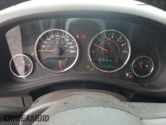 2018 Jeep Wrangler Unlimited Sahara with VIN 1C4BJWEG4JL902519, listed as a Copart auction lot 60114855 with 174,794 mi miles and Clean title. Bid and sale history available at DreamBid. Image 9.