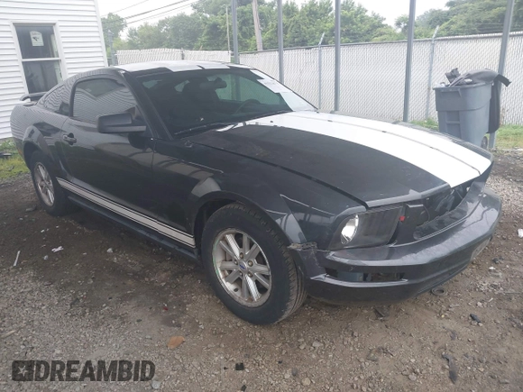2007 Ford Mustang Deluxe with VIN 1ZVFT80N175365857, listed as a IAAI auction lot 42512673 with 136,145 mi miles and . Bid and sale history available at DreamBid. Image 1.