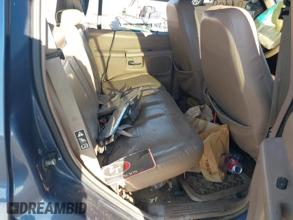2000 Ford Explorer Eddie Bauer with VIN 1FMDU84P6YZB77943, listed as a IAAI auction lot 40303953 with Not provided miles and . Bid and sale history available at DreamBid. Image 8.