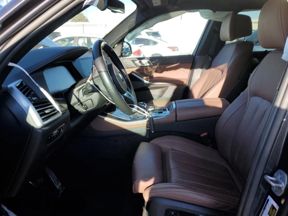 2021 BMW X5 xDrive40i with VIN 5UXCR6C08M9H26435, listed as a Copart auction lot 38291633 with 22,854 mi miles. Bid and sale history available at carsss.com. Image 7.