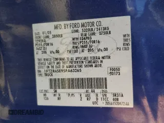 2005 Ford Ranger XLT z VIN 1FTZR45E95PA63265, wystawiony jako Copart lot #51504315 z przebiegiem 138 940 mil mil oraz Czysty tytuł • Clean title. Historia ofert i sprzedaży dostępna na DreamBid. Obrazek 12.