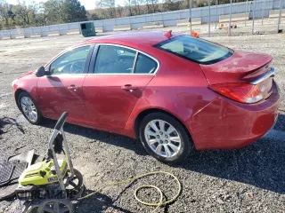 2013 Buick Regal with VIN 2G4GR5ER7D9133130, listed as a Copart auction lot 82156224 with 106,212 mi miles and Salvage Title. Bid and sale history available at carsss.com. Image 2.