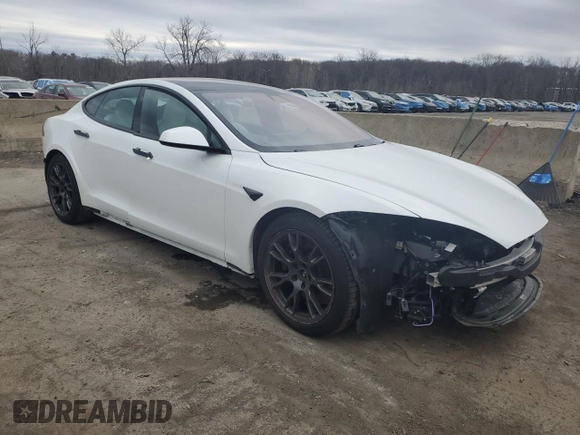 2022 Tesla Model S Plaid with VIN 5YJSA1E64NF478200, listed as a Copart auction lot 48731515 with 40,572 mi miles and Salvage Title. Bid and sale history available at DreamBid. Image 4.