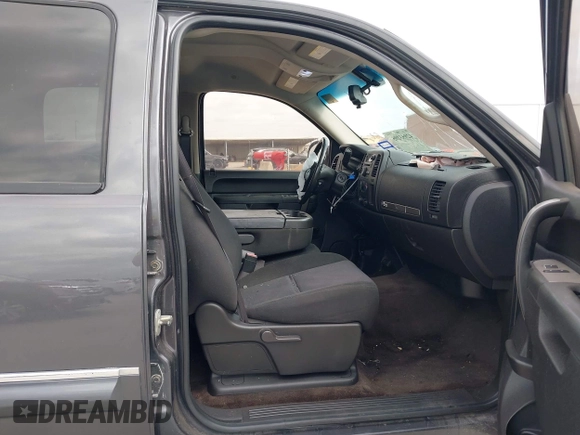 2010 Chevrolet Silverado 1500 LT with VIN 3GCRCSE03AG197651, listed as a IAAI auction lot 42053205 with 175,012 mi miles and . Bid and sale history available at DreamBid. Image 5.