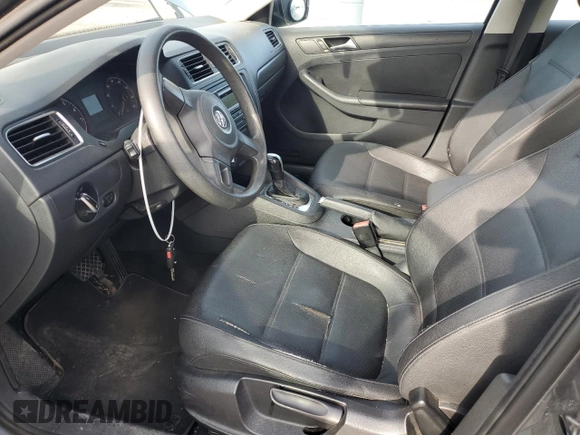 2011 Volkswagen Jetta SE z VIN 3VWDZ7AJ8BM369256, wystawiony jako Copart lot #51139015 z przebiegiem 250 634 mil mil oraz Szkoda całkowita • Salvage title. Historia ofert i sprzedaży dostępna na DreamBid. Obrazek 7.