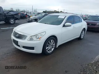 2009 Infiniti G37 Journey with VIN JNKCV61E09M305045, listed as a IAAI auction lot 41765352 with 174,390 mi miles and . Bid and sale history available at carsss.com. Image 2.