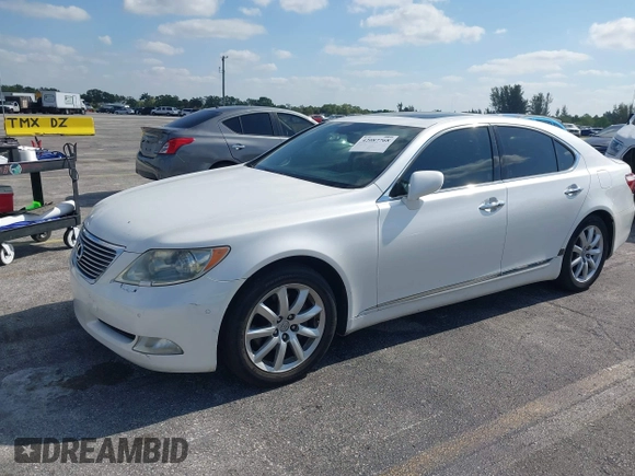 2008 Lexus LS 460 with VIN JTHBL46F485057947, listed as a IAAI auction lot 42087768 with 344,631 mi miles. Bid and sale history available at carsss.com. Image 2.