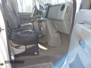 2011 Ford Econoline Passenger XL with VIN 1FBNE3BL8BDA78431, listed as a IAAI auction lot 41604795 with 179,493 mi miles. Bid and sale history available at carsss.com. Image 5.