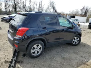 2021 Chevrolet Trax LT z VIN KL7CJPSM6MB372971, wystawiony jako Copart lot #50613055 z przebiegiem 60 705 mil mil oraz Szkoda całkowita • Salvage title. Historia ofert i sprzedaży dostępna na DreamBid. Obrazek 3.