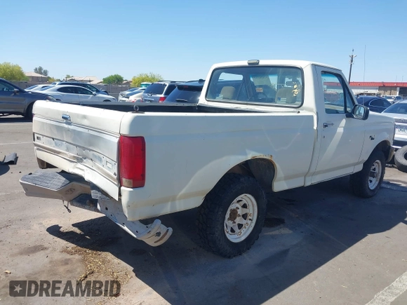 1992 Ford F-150 with VIN 1FTEF14H0NLA47691, listed as a IAAI auction lot 42096312 with 1 mi miles. Bid and sale history available at carsss.com. Image 4.