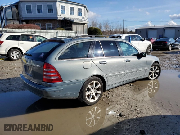 2005 Mercedes-Benz C 240 z VIN WDBRH81J05F552977, wystawiony jako Copart lot #85506104 z przebiegiem 185 373 mil mil oraz Tytuł czysty. Historia ofert i sprzedaży dostępna na DreamBid. Obrazek 3.