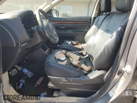 2015 Mitsubishi Outlander SE with VIN JA4AZ3A32FZ008250, listed as a Copart auction lot 62497555 with Not provided miles and Salvage title. Bid and sale history available at DreamBid. Image 7.