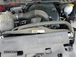 2019 Ram 1500 SLT z VIN 3C6RR7LT2KG622455, wystawiony jako Copart lot #66828765 z przebiegiem 52 677 mil mil oraz Szkoda całkowita • Salvage title. Historia ofert i sprzedaży dostępna na DreamBid. Obrazek 15.