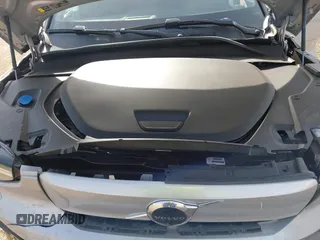 2022 Volvo C40 Ultimate с VIN YV4ED3GBXN2008666, выставлен на аукционе IAAI как лот 42158415 с пробегом 22 874 миль миль и . История ставок и продаж доступна на DreamBid. Изображение 10.