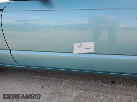 2002 Ford Thunderbird Hardtop Premium z VIN 1FAHP60A22Y123643, wystawiony jako Copart lot #73840684 z przebiegiem 47 589 mil mil oraz Szkoda całkowita • Salvage title. Historia ofert i sprzedaży dostępna na DreamBid. Obrazek 12.
