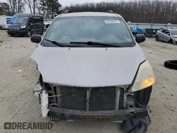 2004 Toyota Sienna CE with VIN 5TDZA23C34S044504, listed as a Copart auction lot 47039055 with 124,056 mi miles and Salvage Title. Bid and sale history available at carsss.com. Image 5.