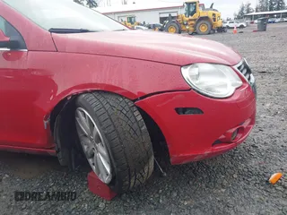 2008 Volkswagen Eos Turbo с VIN WVWBA71F48V056989, выставлен на аукционе IAAI как лот 41929313 с пробегом 79 819 миль миль и . История ставок и продаж доступна на DreamBid. Изображение 6.