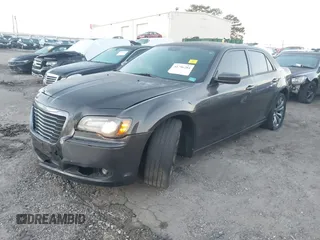 2014 Chrysler 300 S with VIN 2C3CCABG2EH352220, listed as a IAAI auction lot 41796284 with 127,070 mi miles and . Bid and sale history available at DreamBid. Image 17.