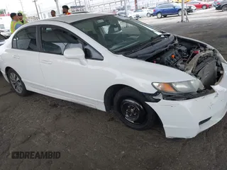 2009 Honda Civic LX z VIN 19XFA16579E021416, wystawiony jako IAAI lot #42363584 z przebiegiem 139 579 mil mil oraz . Historia ofert i sprzedaży dostępna na DreamBid. Obrazek 1.