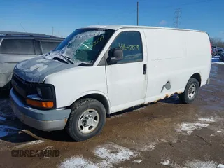 2007 Chevrolet Express Cargo Van with VIN 1GCGG25VX71126543, listed as a IAAI auction lot 41642079 with 97,859 mi miles. Bid and sale history available at carsss.com. Image 2.