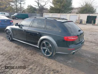 2016 Audi allroad Premium Plus with VIN WA1UFAFL3GA002041, listed as a IAAI auction lot 41622484 with 1 mi miles. Bid and sale history available at carsss.com. Image 3.