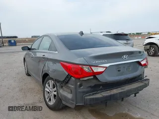 2013 Hyundai Sonata GLS z VIN 5NPEB4AC6DH513018, wystawiony jako IAAI lot #42068966 z przebiegiem 216 086 mil mil oraz . Historia ofert i sprzedaży dostępna na DreamBid. Obrazek 3.