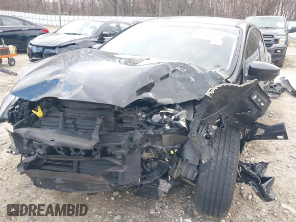 2013 Ford Focus SE with VIN 1FADP3K21DL121580, listed as a IAAI auction lot 41727813 with 171,352 mi miles. Bid and sale history available at carsss.com. Image 6.