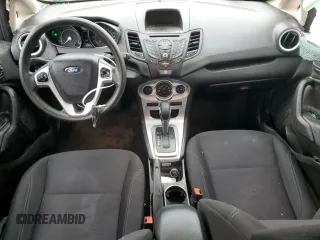2019 Ford Fiesta SE z VIN 3FADP4EJ8KM127915, wystawiony jako Copart lot #45153775 z przebiegiem 99 494 mil mil oraz Szkoda całkowita • Salvage title. Historia ofert i sprzedaży dostępna na DreamBid. Obrazek 8.