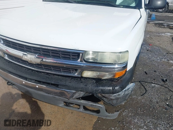2003 Chevrolet Tahoe LS with VIN 1GNEK13Z63J161362, listed as a IAAI auction lot 41640270 with 241,882 mi miles. Bid and sale history available at carsss.com. Image 6.