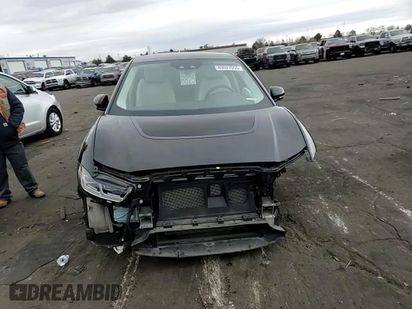 2019 Jaguar I-Pace HSE with VIN SADHD2S13K1F61760, listed as a Copart auction lot 89027055 with 46,924 mi miles and Salvage title. Bid and sale history available at DreamBid. Image 11.