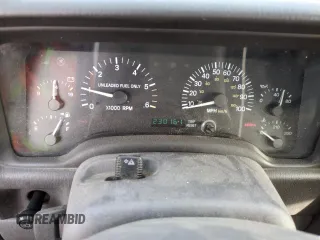 1999 Jeep Cherokee SE with VIN 1J4FF28S5XL646812, listed as a Copart auction lot 87951115 with 230,161 mi miles and Clean title. Bid and sale history available at DreamBid. Image 9.