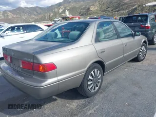 2001 Toyota Camry CE with VIN 4T1BG22K41U044555, listed as a IAAI auction lot 41949013 with 1 mi miles. Bid and sale history available at carsss.com. Image 4.