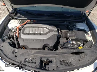 2020 Acura RLX Hybrid Advance Pkg with VIN JH4KC2F98LC000170, listed as a Copart auction lot 70783774 with 32,107 mi miles and Salvage Title. Bid and sale history available at carsss.com. Image 11.