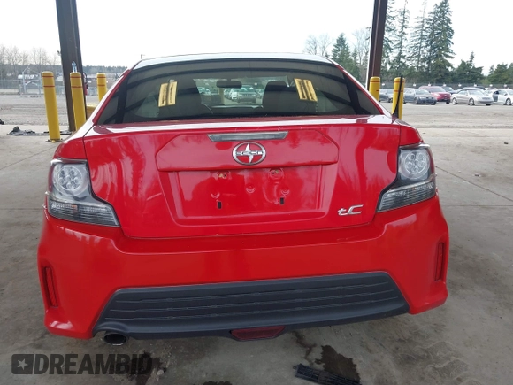 2015 Scion tC z VIN JTKJF5C71FJ008872, wystawiony jako IAAI lot #41664672 z przebiegiem 119 142 mil mil oraz . Historia ofert i sprzedaży dostępna na DreamBid. Obrazek 16.