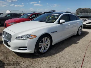 2014 Jaguar XJ with VIN SAJWJ2GD6E8V74284, listed as a Copart auction lot 74577584 with 39,835 mi miles and Non Repairable. Bid and sale history available at carsss.com. Image 1.