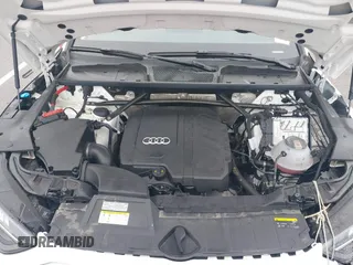 2021 Audi Q5 Premium Plus z VIN WA1BAAFY8M2077292, wystawiony jako IAAI lot #41663216 z przebiegiem 35 378 mil mil oraz . Historia ofert i sprzedaży dostępna na DreamBid. Obrazek 10.