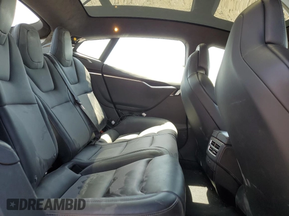 2020 Tesla Model S Long Range с VIN 5YJSA1E23LF350976, выставлен на аукционе Copart как лот 52536265 с пробегом 68 072 миль миль и Списание • Salvage title. История ставок и продаж доступна на DreamBid. Изображение 10.