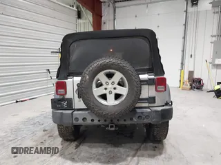 2008 Jeep Wrangler Unlimited X with VIN 1J4GA391X8L647311, listed as a IAAI auction lot 41499620 with 140,601 mi miles and . Bid and sale history available at carsss.com. Image 16.