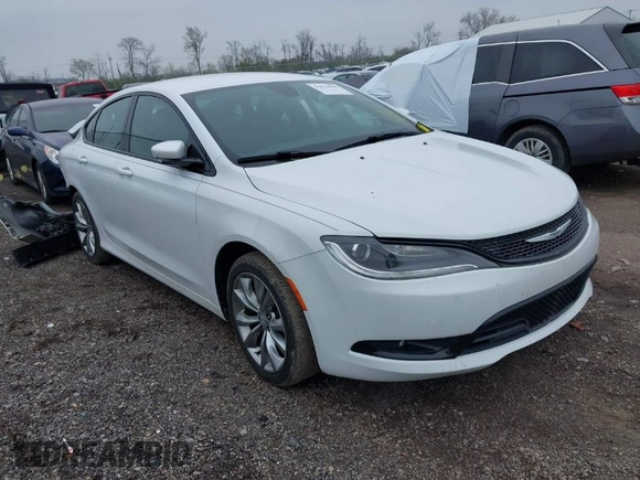 2016 Chrysler 200 S with VIN 1C3CCCBB0GN105093, listed as a IAAI auction lot 41976905 with 105,774 mi miles. Bid and sale history available at carsss.com. Image 1.