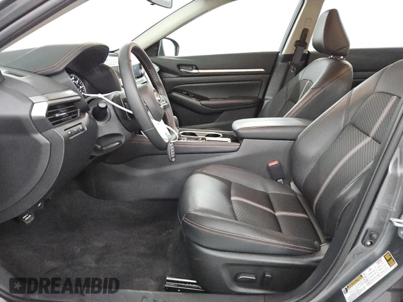 2025 Nissan Altima SR with VIN 1N4BL4CVXSN350519, listed as a Copart auction lot 53290285 with 7,278 mi miles and Clean Title. Bid and sale history available at DreamBid. Image 7.