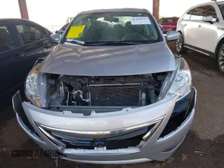 2016 Nissan Versa SV with VIN 3N1CN7AP1GL839352, listed as a IAAI auction lot 41448173 with 77,729 mi miles. Bid and sale history available at carsss.com. Image 12.